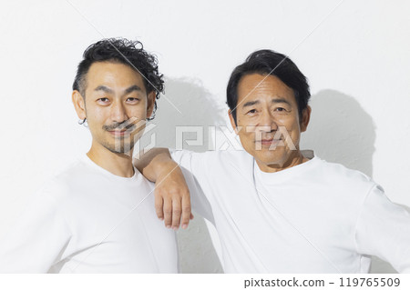 兩個中間人 119765509