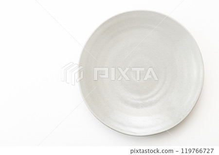 白色背景上的灰色圓板 119766727