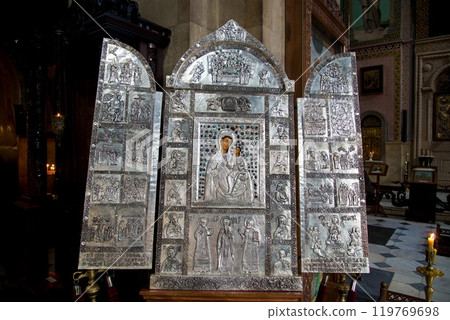 Sioni Cathedral of the Dormition Georgian Orthodox cathedral located in historic Old Town of Tbilisi, capital of Georgia 119769698