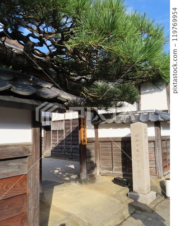 島根縣松江市的國寶松江城、小泉八雲故居、以鬼故事聞名的拉夫卡迪奧·赫恩附近的旅遊景點。 島根縣松江市的國寶松江城、小泉八雲故居、以鬼故事聞名的拉夫卡迪奧·赫恩附近的旅遊景點。 119769954