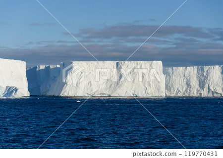 Antarctic seascape with iceberg Antarctic seascape with iceberg 119770431