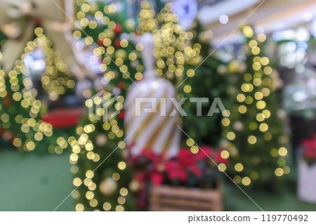 Abstract blurred christmas tree with bokeh light background Abstract blurred christmas tree with bokeh light background 119770492