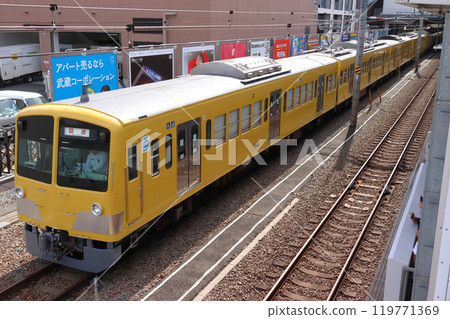 西武鐵道2000系列開往近江鐵道(小手差車庫→JR新秋津站) 西武鐵道2000系列開往近江鐵道(小手差車庫→JR新秋津站) 119771369