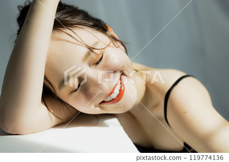 Beauty image of young women Beauty image of young women 119774136