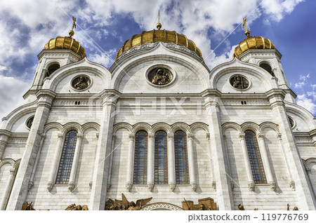 Cathedral of Christ the Saviour, iconic landmark in Moscow, Russia 119776769