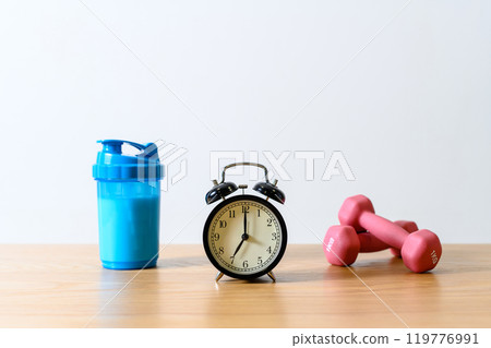 時鐘、蛋白質和啞鈴 必要的訓練圖像 背景材料 背景 119776991