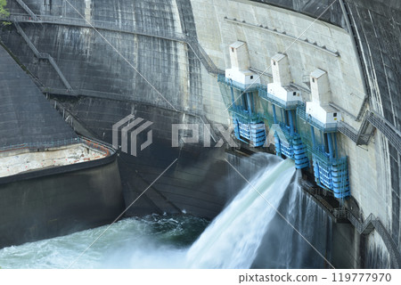 天瀨水壩排水(京都府宇治市) 天瀨水壩排水(京都府宇治市) 119777970