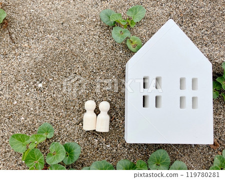 Miniature dolls and a white house Miniature dolls and a white house 119780281