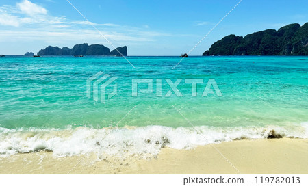 皮皮島蔚藍的大海與天空 皮皮島蔚藍的大海與天空 119782013