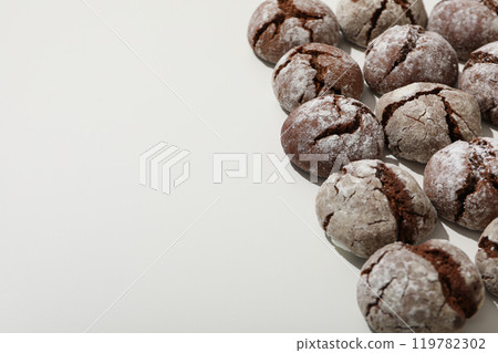 Appetizing Grinkle cookies on a light background. 119782302