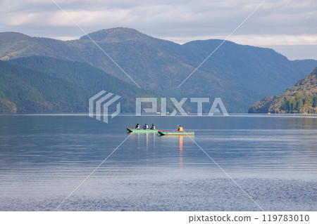 People fishing on boats on Lake Ashi 119783010