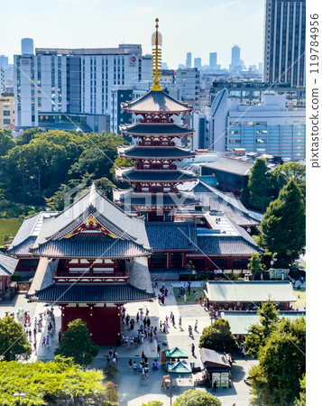 Senso-ji temple by day in Asakusa, Taito City, Tokyo, Japan Senso-ji temple by day in Asakusa, Taito City, Tokyo, Japan 119784956