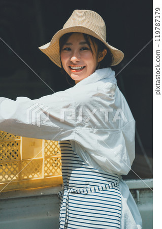 農夫與光虎 119787179