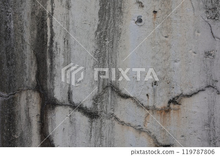 Cracked grey wall 119787806
