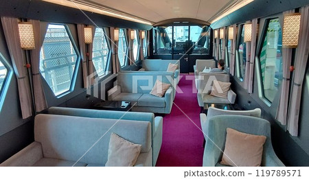 搭乘超豪華舒適的【Cockpit Lounge】前往日光/鬼怒川...東武鐵道特急「Spacia X」N100系列 119789571