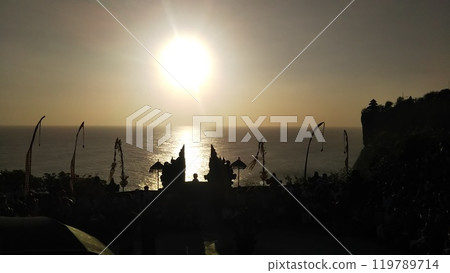烏魯瓦圖寺、Kecak 舞蹈、分門和日落 [印尼峇裡島] 119789714