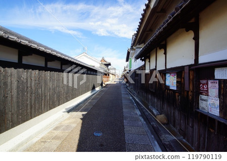 Town house in Teraiuchi Town Tondabayashi 119790119