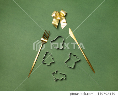golden cutlery, Christmas tree-shaped cookie cutters 119792419