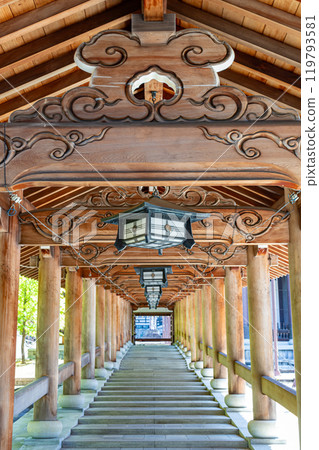 Qingdao Temple, luxurious covered passageway 119793581