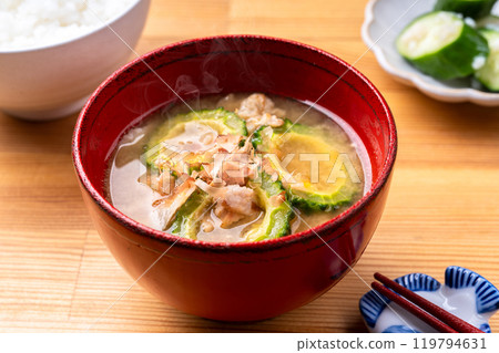 MOO soup of bitter gourd 119794631