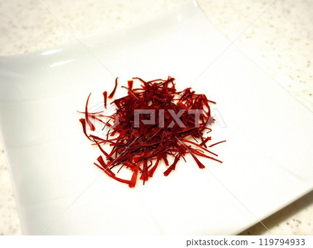 Spanish saffron (spice) 2 119794933
