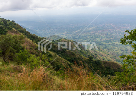 Near Africas rift valley 119794988