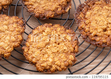 Oatmeal and Yellow Flour Cookies 119795115