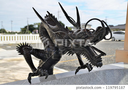 埼玉縣行田市下中條，美麗的春子神社，長頭屋的龍 119795187