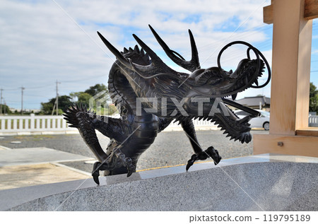 埼玉縣行田市下中條，美麗的春子神社，長頭屋的龍 119795189