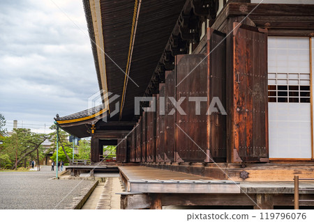 京都三十三間堂正殿 119796076