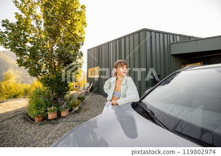 Morning Sunshine at Home 119802974