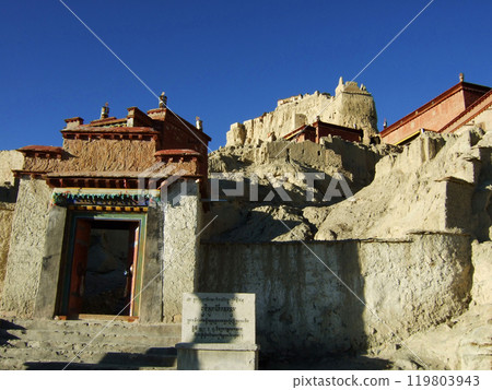 Western Tibet Guge Ruins Entrance Western Tibet Guge Ruins Entrance 119803943