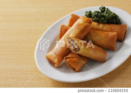 Spring roll Spring roll 119804350