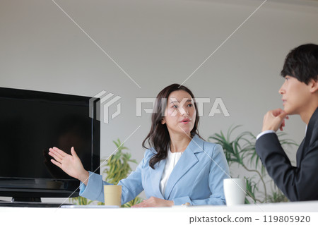 女商人堅持她的意見_1 女商人堅持她的意見_1 119805920