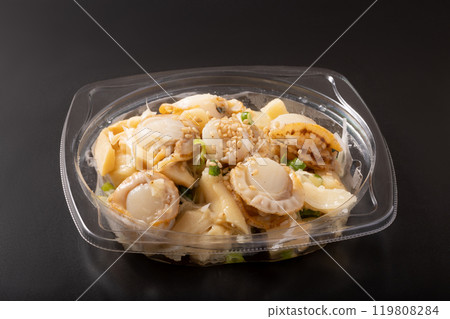 Scallops and bamboo shoots with green onion and ginger Scallops and bamboo shoots with green onion and ginger 119808284