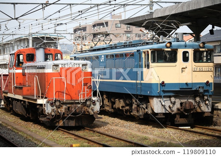 Sanyo Main Line, Asa Station EF65PF+ED10 119809110