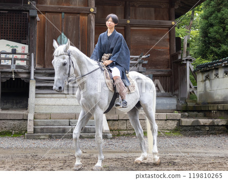 騎馬女子金峰神社流鏑馬4號 119810265