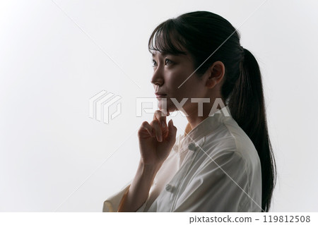 一位有思想的女廚師的簡介 119812508