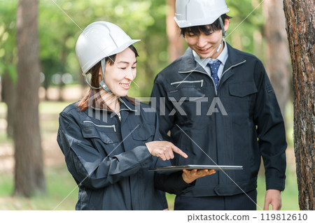 A forest maintenance worker who surveys, inspects, checks, maintains, and conserves forest trees. A forest maintenance worker who surveys, inspects, checks, maintains, and conserves forest trees. 119812610