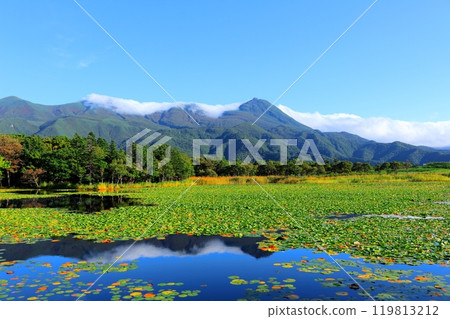 Hokkaido Travelogue: Shiretoko Five Lakes in late September: Autumn leaves at Shiretoko Five Lakes 119813212