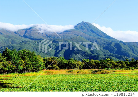 Hokkaido Travelogue: Shiretoko Five Lakes in late September: Autumn leaves at Shiretoko Five Lakes 119813234