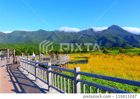 Hokkaido Travelogue: Shiretoko Five Lakes in late September: Autumn leaves at Shiretoko Five Lakes 119813287
