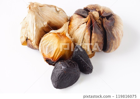 Black garlic Black garlic 119816075