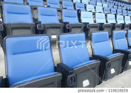 體育場座位排列整齊 119818659