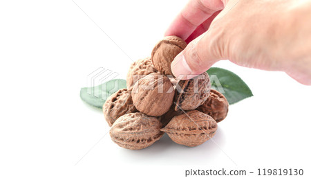 Shelled Japanese walnuts (natural walnuts) from Niigata Prefecture, domestically produced, additive-free, no coloring Shelled Japanese walnuts (natural walnuts) from Niigata Prefecture, domestically produced, additive-free, no coloring 119819130