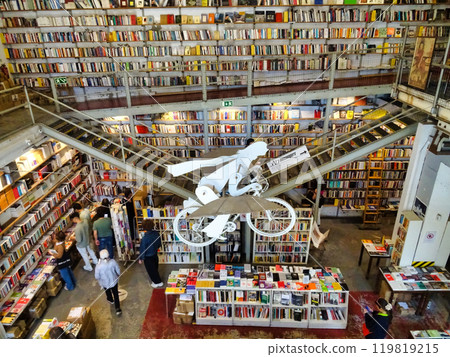 Antique bookstore with spectacular decoration Antique bookstore with spectacular decoration 119819215