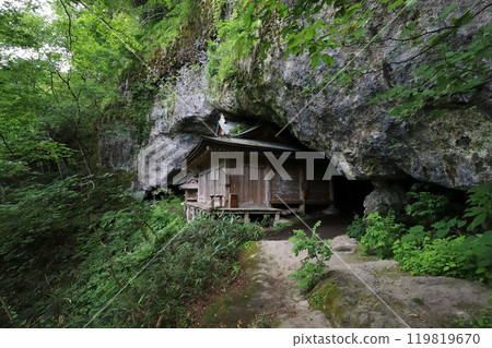 鳥取三朝三德山三佛寺觀音堂 119819670