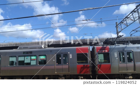 火車和藍天 119824052