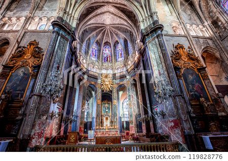 Saint Jacques church, Compiegne, France, interiors 119828776