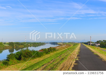 Edogawa Cycling Road, Nagareyama City, Chiba Prefecture October 2024 Edogawa Cycling Road, Nagareyama City, Chiba Prefecture October 2024 119831756